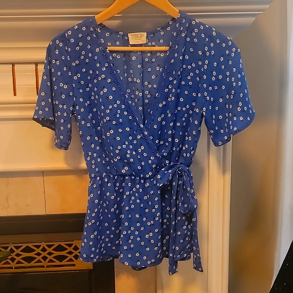 Sienna Sky Blue Pattered Wrap Top XS